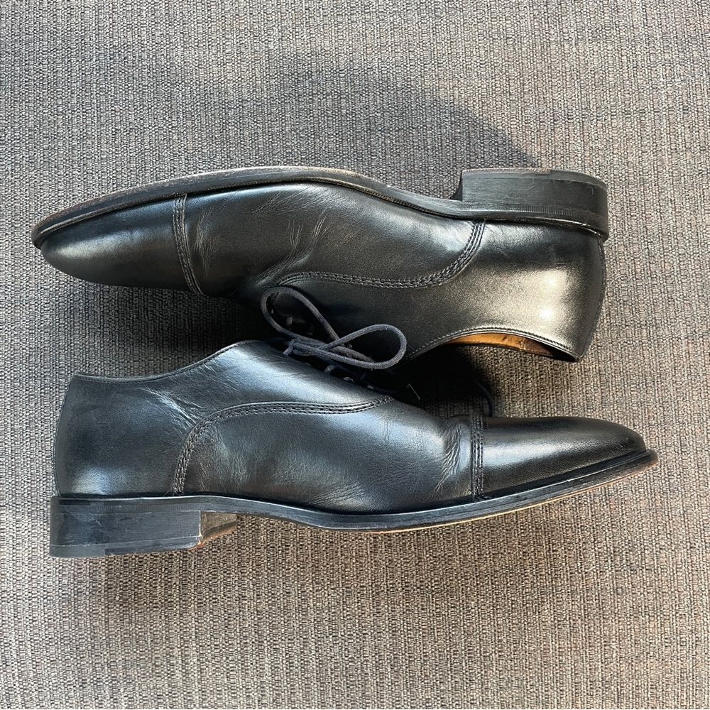 Johnston & Murphy 10M Sheepskin Captoe Oxford Black 15-2481
